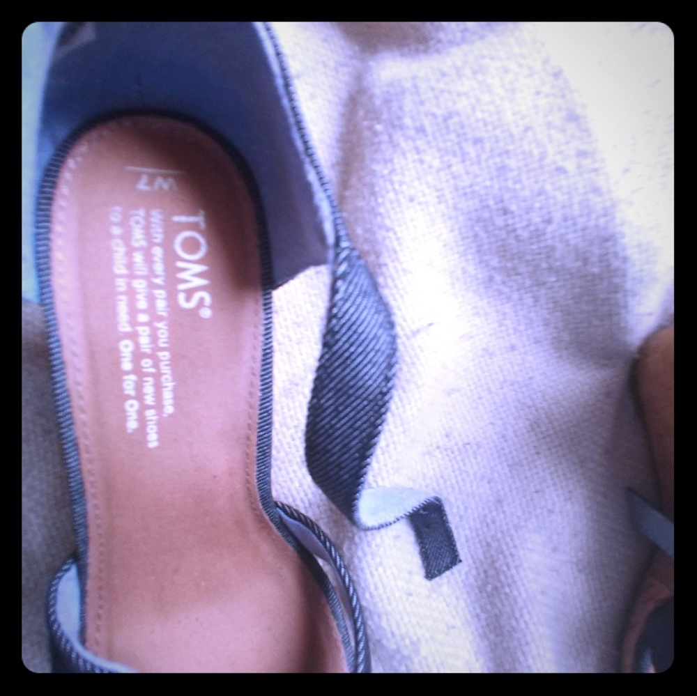 Wedge shoes
